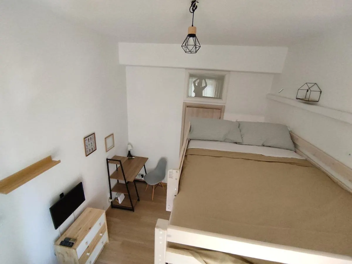 Gypsynomad - Your Crib In The Historical Centre Of Palermo 0*,  Italy